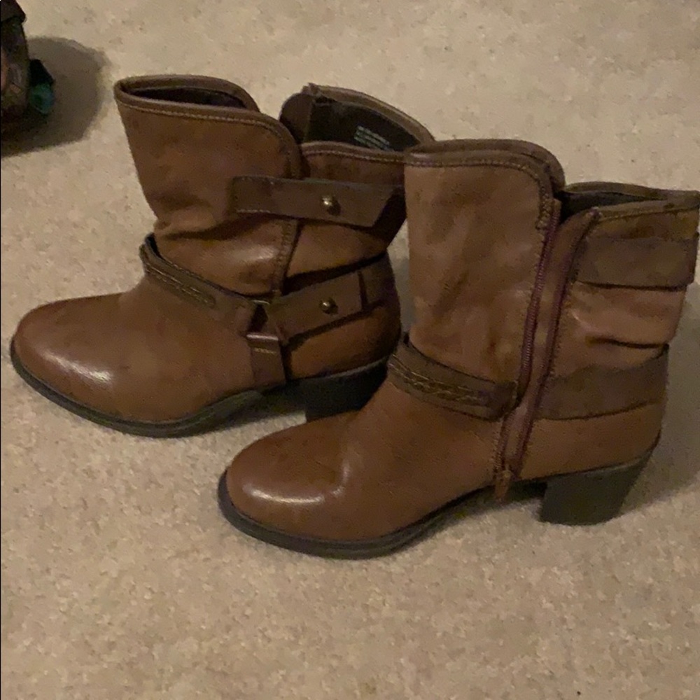 Relativity booties